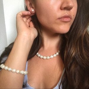 Pearl Jewelry Set - Necklace, Bracelet & Earrings